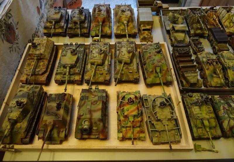 Deutsche Panzer 1 Katzen.jpg